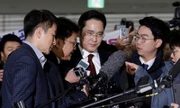 Суд отклонил запрос на арест руководителя компании «Samsung Electronics»