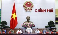 Премьер Вьетнама потребовал обеспечить общественный порядок в новых условиях