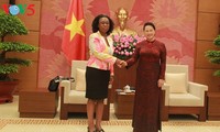 Председатель Нацсобрания Вьетнама приняла генпрокурора Мозамбика