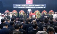 В г.Хошимине состоялась траурная церемония памяти экс-премьера Вьетнама Фан Ван Кхая