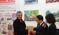 Визит главы Компартии Вьетнама во Францию способствует расширению двустороннего сотрудничества