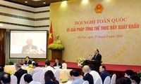Премьер Вьетнама Нгуен Суан Фук: Нужно изменить взгляды на стратегию экспорта