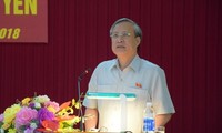Постоянный член Секретариата ЦК КПВ Чан Куок Выонг провёл встречу с парткомом провинции Куангнгай