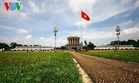 Площадь Бадинь, где произошло историческое для всего вьетнамского народа событие