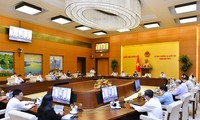 Постоянный комитет Нацсобрания Вьетнама рассматривает вопросы, которые будут подняты на 2-ой сессии парламента