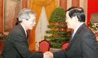 ประธานแห่งรัฐเวียดนามให้การต้อนรับคณะผู้แทนของสมาคมชาวสาธารณรัฐเกาหลีที่รักเวียดนาม