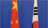 จีนและสาธารณรัฐเกาหลีจัดตั้งโทรศัพท์สายด่วนด้านการป้องกันประเทศ		