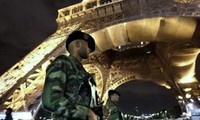 ฝรั่งเศสเพิ่มความเข้มงวดในการรักษาความปลอดภัยภายในประเทศ 