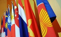 ไทยเสนอให้จัดการประชุมรัฐมนตรีต่างประเทศอาเซียนในปัญหาทะเลตะวันออก