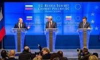 สหภาพยุโรปและรัสเซียคำมั่นที่จะพัฒนาความสัมพันธ์หุ้นส่วนพิเศษ