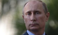 ประธานาธิบดีรัสเซียเห็นว่า วิกฤตในยูเครนมีลักษณะภายใน