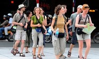 จำนวนนักท่องเที่ยวต่างชาติที่มาเยือนเวียดนามเพิ่มขึ้นอย่างต่อเนื่อง