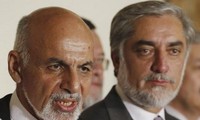 ผู้ลงสมัครรับเลือกตั้งประธานาธิบดีอัฟกานิสถานบรรลุข้อตกลงเกี่ยวกับการแบ่งอำนาจ