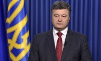ประธานาธิบดียูเครนลงนามอนุมัติร่างรัฐบัญญัติเกี่ยวกับการมอบระเบียบการปกครองตนเองพิเศษให้แก่เขตดอนบาส