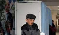 อุซเบกีสถานจัดการเลือกตั้งประธานาธิบดี