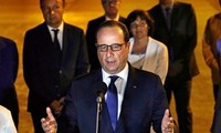 ประธานาธิบดีฝรั่งเศสเสร็จสิ้นการเยือนคิวบาครั้งประวัติศาสตร์