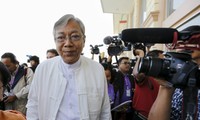 ประธานาธิบดี ถิ่นจอของพม่ายื่นแผนการจัดตั้งรัฐบาลชุดใหม่ต่อรัฐสภา