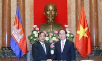 ประธานประเทศเวียดนามให้การต้อนรับรัฐมนตรีต่างประเทศกัมพูชาและเอกอัครราชทูตอาร์เจนตินาและพม่า
