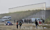 อังกฤษปฏิเสธรับผู้ลี้ภัยเด็กจากค่ายผู้ลี้ภัยกาเลส์