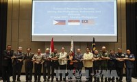 ฟิลิปปินส์ อินโดนีเซียและมาเลเซียให้คำมั่นที่จะร่วมมืออย่างใกล้ชิดเพื่อต่อต้านกลุ่มไอเอส