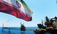 สหรัฐประกาศว่า จะคว่ำบาตรทุกประเทศที่ซื้อขายน้ำมันกับอิหร่าน