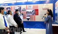 เปิดงานนิทรรศการ “ประธานโฮจิมินห์แสวงหาหนทางกู้ชาติ” 