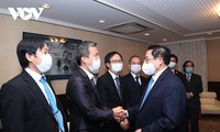 นายกรัฐมนตรี ฝามมิงชิ้ง พบปะกับตัวแทนปัญญาชนเวียดนามในญี่ปุ่น