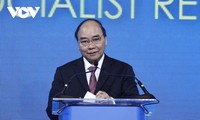 ประธานประเทศ เหงวียนซวนฟุก กล่าวปราศรัยในการประชุมสุดยอดสถานประกอบการเอเปก 2022