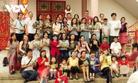ศูนย์ภาษาและความรู้เวียดนาม  - จุดประกายความรักภาษาและวัฒนธรรมเวียดนามในประเทศไทย