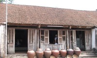 Hanoi restores Duong Lam’s ancient houses