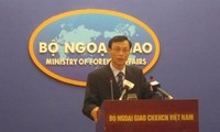 Vietnam condemns China for seizing Vietnamese fishermen