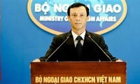 Vietnam's its indisputable sovereignty over the Hoang Sa and Truong Sa
