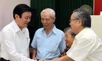 President Truong Tan Sang meets voters in HCM City 