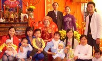 Longevity celebration and the beauty of Vietnamese culture 