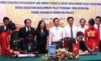 Vietnam, World Bank sign credits worth 400 million USD