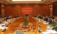 Party leader pushes for fine-tuning anti-corruption mechanism