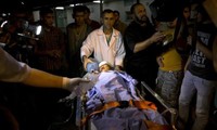 Israeli air strike hits Gaza