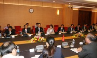 Japan praises Vietnam in handling the East Sea issue