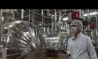Iran tests new uranium enrichment machine 