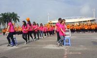 3,000 people walk to support AO victims