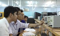   Vietnam develops IT human resources to meet world demand 