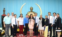 Cuban youth union delegation visits Ben Tre