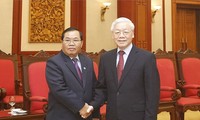 Vietnam, Laos urged to boost legislative ties