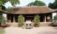 Và temple dedicated to Saint Tan Vien 