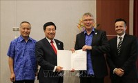 Vietnam enhances ties with New Zealand, Papua New Guinea