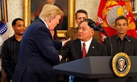 President Trump discusses trade practices with Huawei CEOs