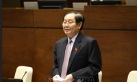 Minister of Home Affairs Le Vinh Tan: Public servants' competency improves