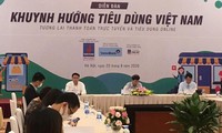 Vietnam promotes online shopping