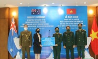 Australia donates peacekeeper training equipment to Vietnam