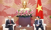 NA leader welcomes new Canadian Ambassador to Vietnam